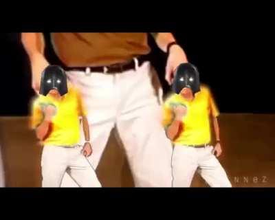 Tzeentchian Twins be like: