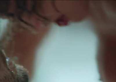 Débora Nascimento in 'Lady Voyeur' S1