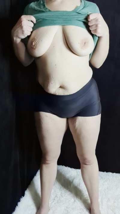 think you could help me hold these hotwife 36dds?