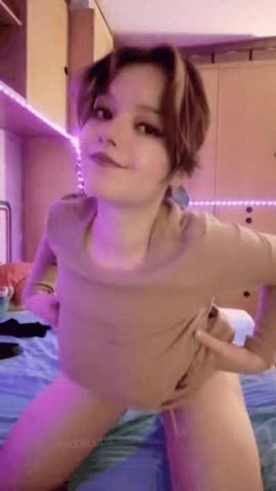 Smash or pass? 😇 (19)