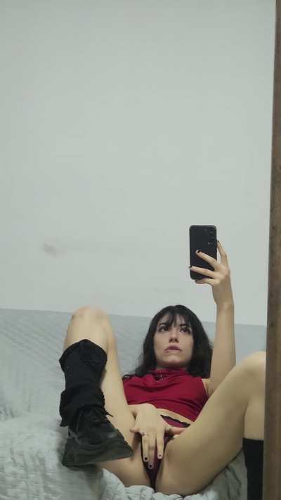 I know I’m not the prettiest, but at least I’m kinda cute