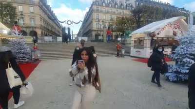 JIMENA IN PARIS