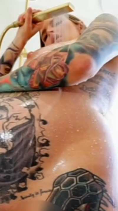 Would you fuck a 34 year old Mommy!!!!!