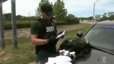 Fleaswallow rap over a drug bust