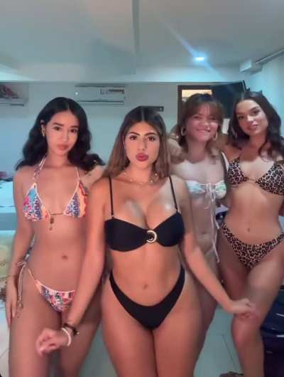 Latina Bikini Zenaida Giron