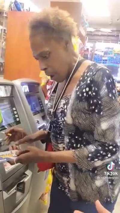 Ol' Silly Moe done spent that $5000 that was on her bus card on dem rocks tho..