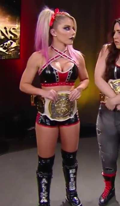 Alexa Bliss body