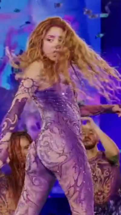 She shakes it like nobody