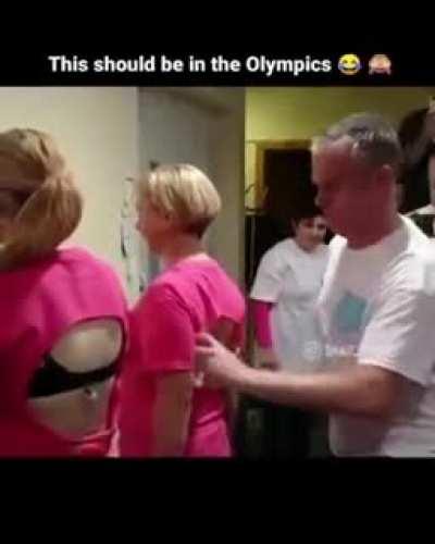 🎵One of the things is not like the others 🎵