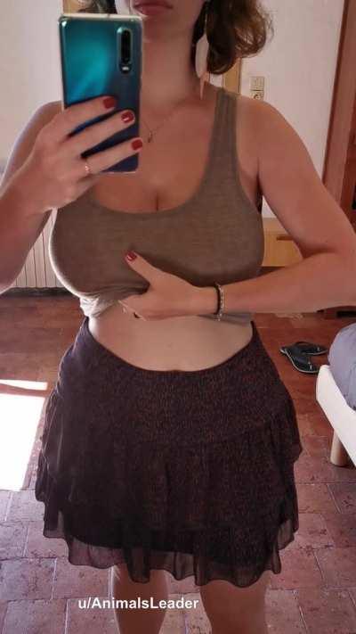 I think even with my top on you can tell they're going to be big 😂