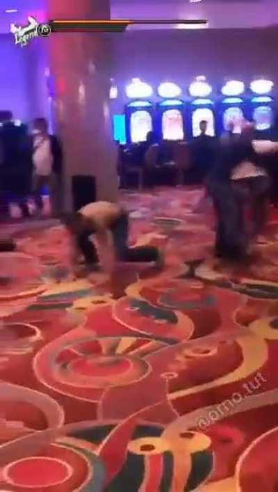 Ещё и жена за футболку навесит