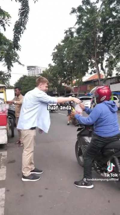 This is so wholesome ngl <3<3<3