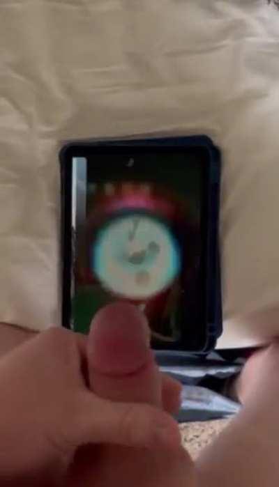 im sorry i couldnt moan, im in a hotel room, but i couldnt resist cumming to megan 😩😩