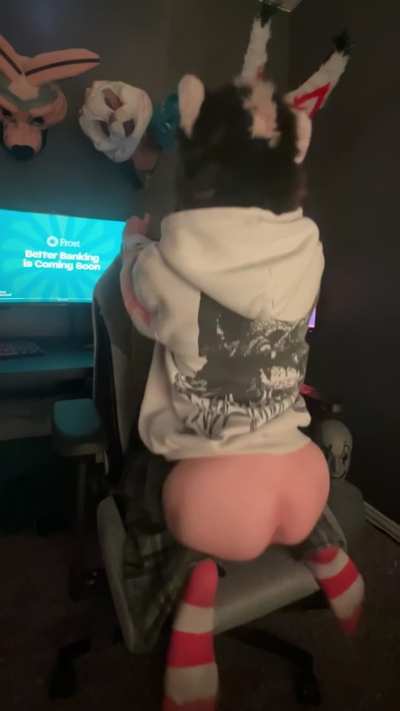 Wanna play a few rounds with me?