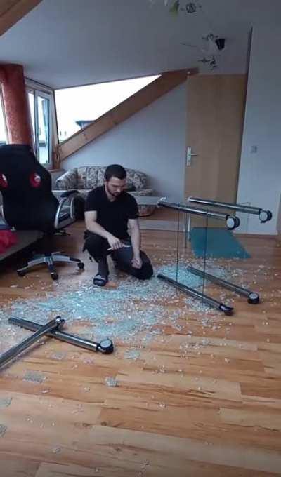 i don't even know why it broke.. he was even careful!