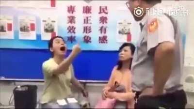 Тупых шкур аргументы всегда подкреплены фактами и цитатами самых отчаянных дэтметалл исполнителей