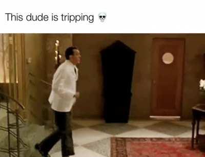 This dude be tripping