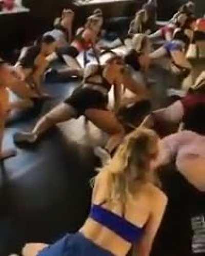 Un ciego entra a una pescadería