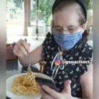 My dad just sent me the most boomer arab dad meme ever