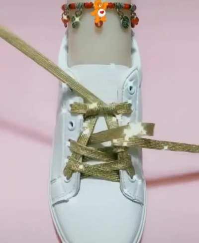 Shoelaces complex knots