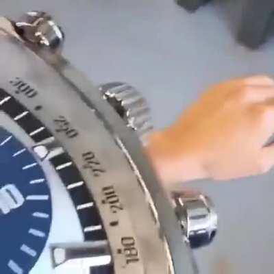 Shield of Chronos - Able to rewind health and mana