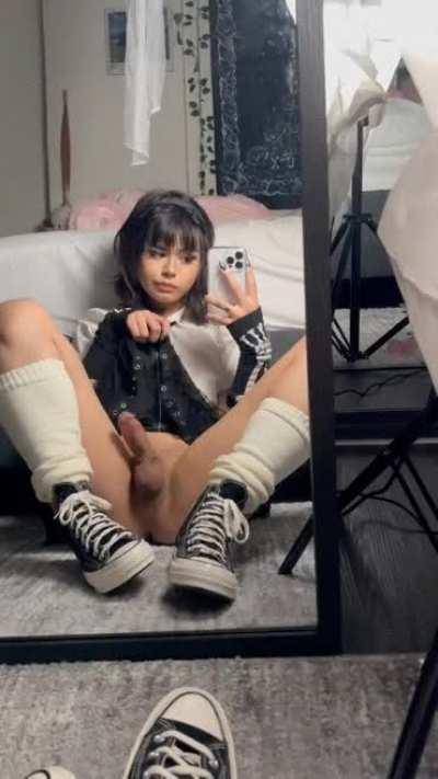 any straight guys wanna hit it?