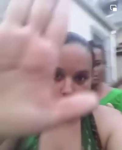 Ion know wtf they sayin but they look like they mean business 💀💀