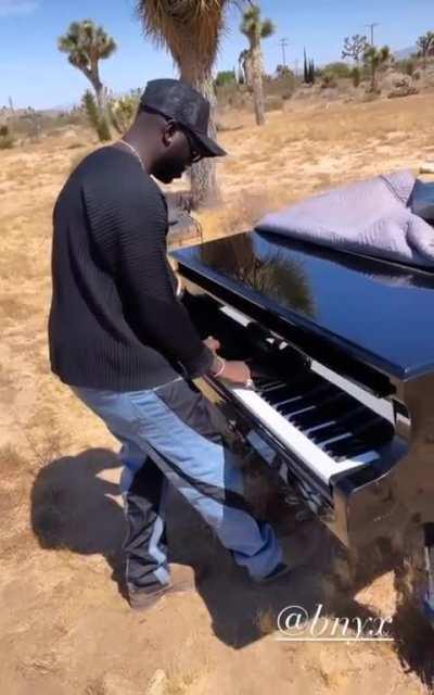 BNYX playing the melody from 