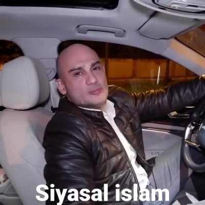 CIAsal İslam beni İslam'a itti