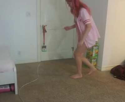 Jaime trying to do some push-ups