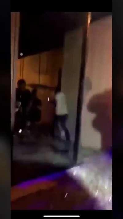 Looter in Downtown Dallas gets ambushed by a window