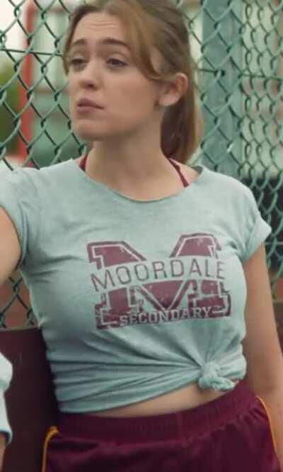 Aim&eacute;e-Lou Wood on/off from Netflix's Sex Education