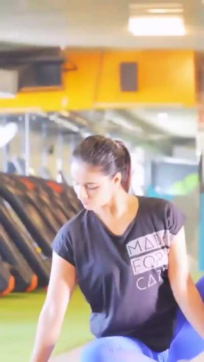 Nisha Yogini, such a flexible babe 😌