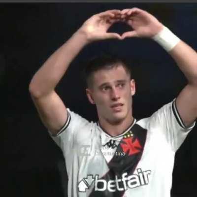 O Scorsese tava nessa câmera em São Januário? Que cena espetacular!