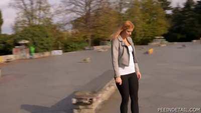 Skateboarding - Alena Valkova & Lenka Vyskocilova (PeeInDetail)