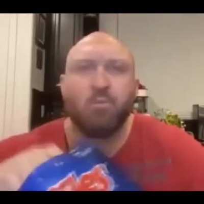 Kof spectators watching a fair fight between Whip and Bao