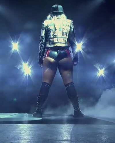 Toni Storm with all that ass meat