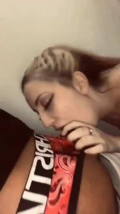 I like to suck dick in risky scenarios lol and I have got no shame about it 😈😛