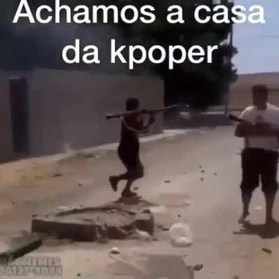 Alguém tem esse vídeo? Quero fazer um shitpost