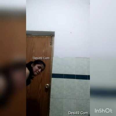 Hot cute girls showing her Boobs and pussy (link in comment)