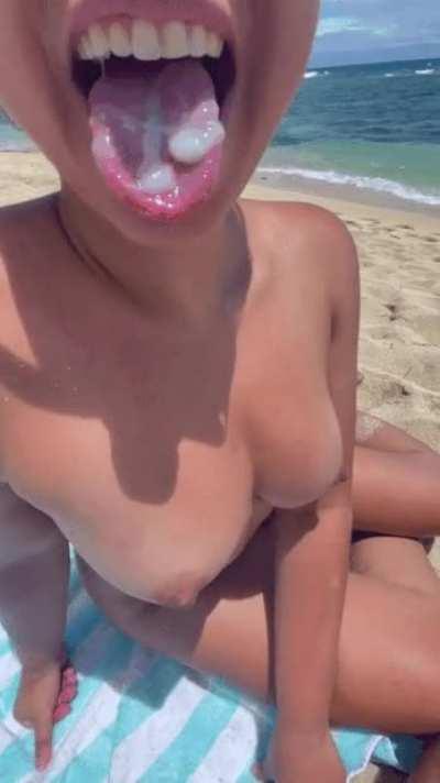 Chowing down at the beach