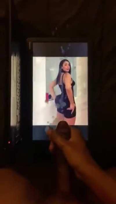 Queen Naija Cum Tribute Part 2 by u/Sekaltew