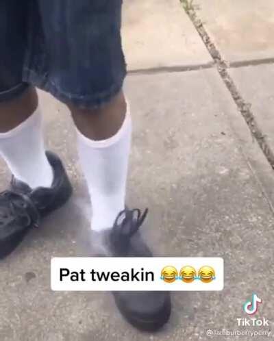 Pat be tweakin😭😭😭