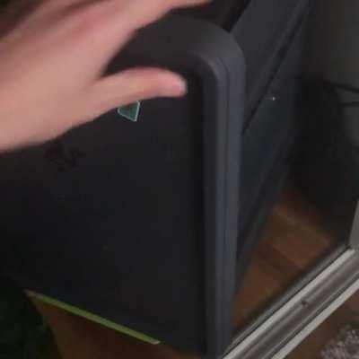 Her : bab’ my family is coming this week Me : Yep no worries everything is hide