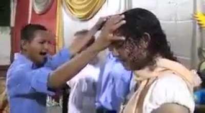 Satanás lê libras?