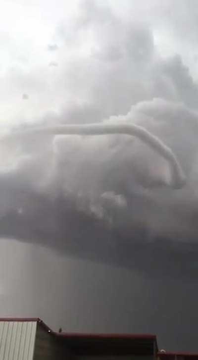 Here is how tornados are formed