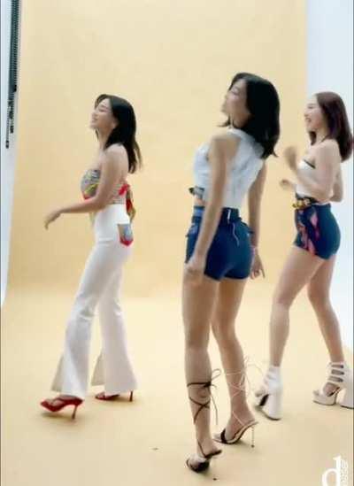 PARK JIHYO, HIRAI MOMO, & IM NAYEON