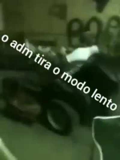 Acho que todo serve tem modo lento :D