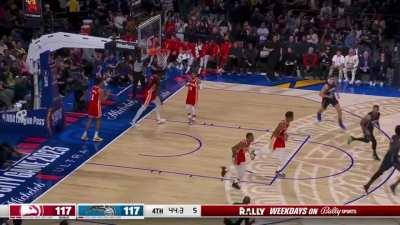 [Highlight] Franz Wagner floater over Capela down the stretch