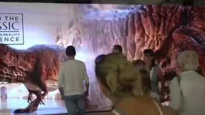 Tremendo dinosaurio papá :v